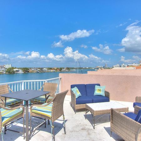 Bayway Luxury Waterfront Townhome & Pool شاطئ كليرووتر المظهر الخارجي الصورة