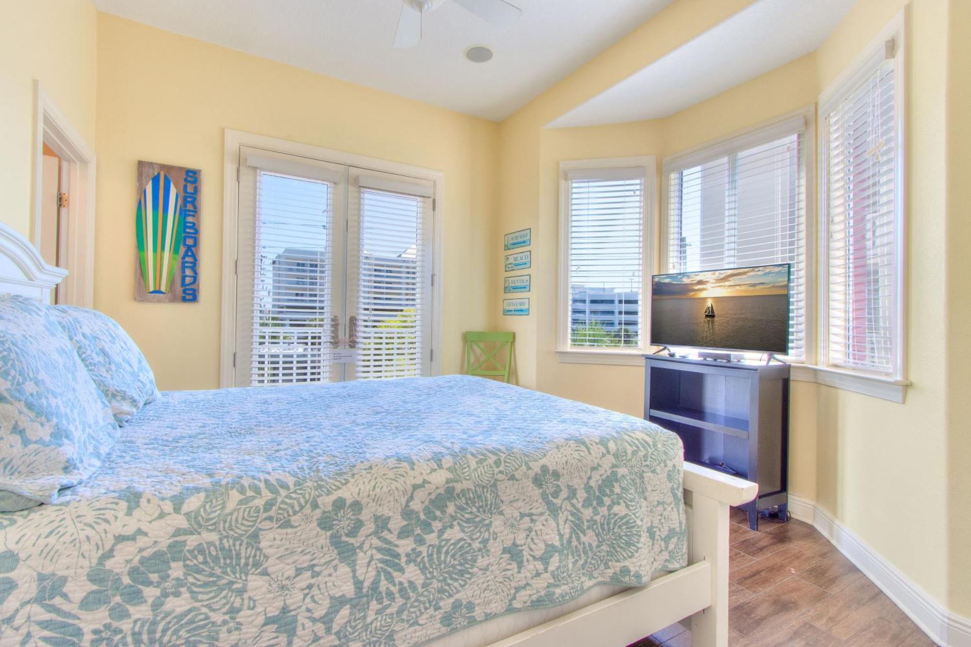 Bayway Luxury Waterfront Townhome & Pool شاطئ كليرووتر المظهر الخارجي الصورة